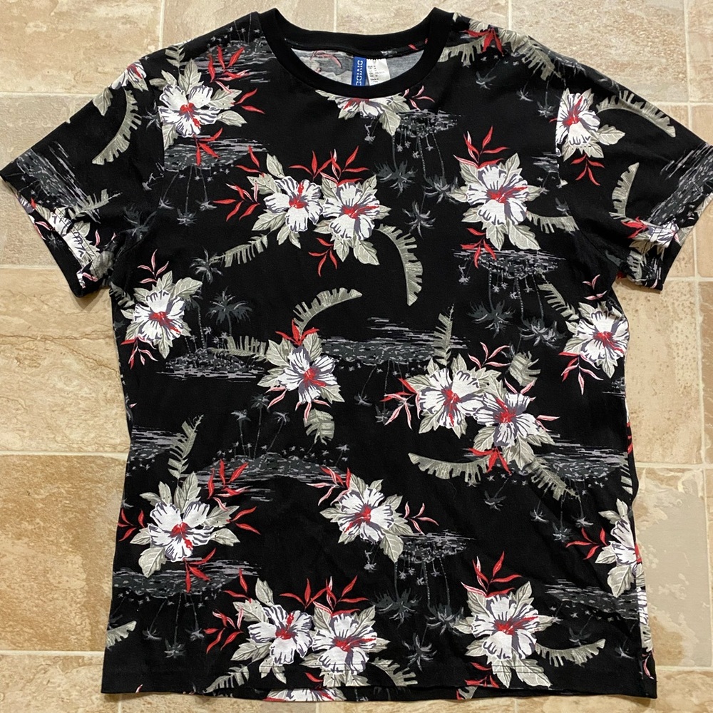H&M floral shirt
